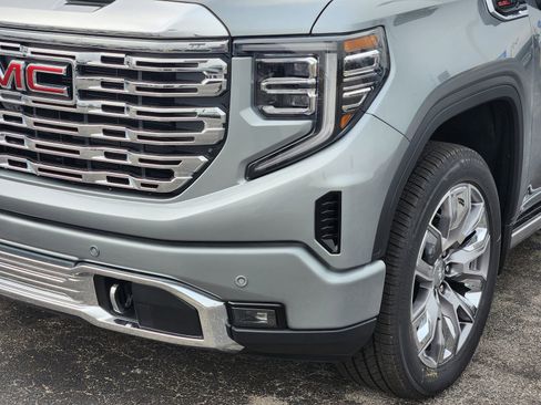 New 2026 GMC Sierra 1500 Denali image 10