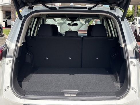 New 2026 Nissan Rogue SV image 12