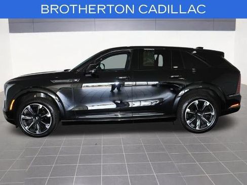 Certified 2025 Cadillac Escalade IQ Sport 2 AWD/4WD image 2