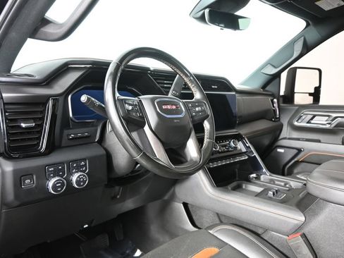 Used 2024 GMC Sierra 2500 AT4 w/ AT4 Premium Plus Package AWD/4WD image 23