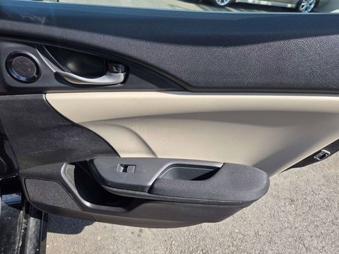 Used 2017 Honda Civic EX image 13