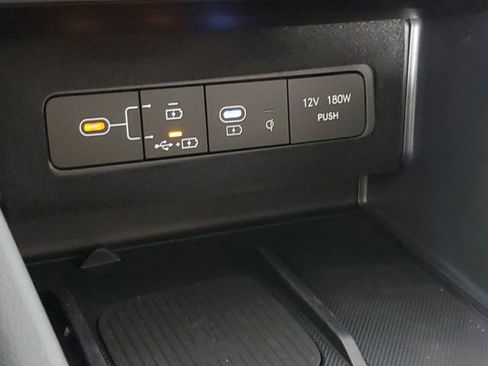 New 2025 Hyundai Sonata Limited image 21