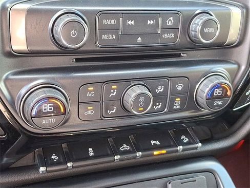 Used 2018 Chevrolet Silverado 1500 LT w/ All Star Edition image 15