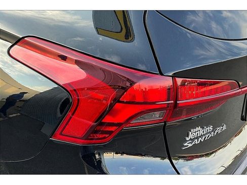 Used 2023 Hyundai Santa Fe SEL image 33