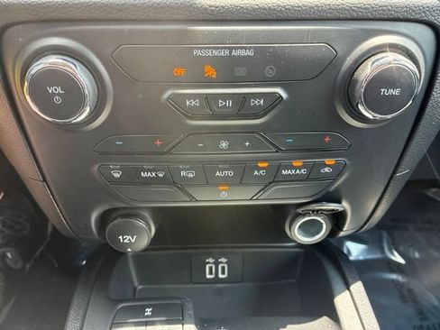 Used 2023 Ford Ranger XLT w/ Equipment Group 301A Mid AWD/4WD image 34