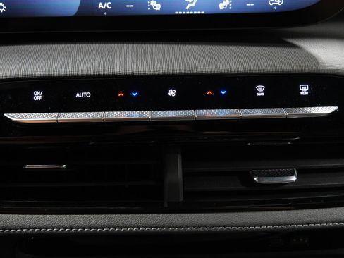 New 2026 Buick Enclave Sport Touring image 38