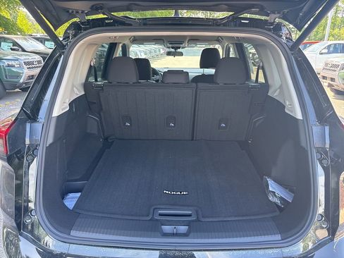 New 2026 Nissan Rogue SV FWD image 15