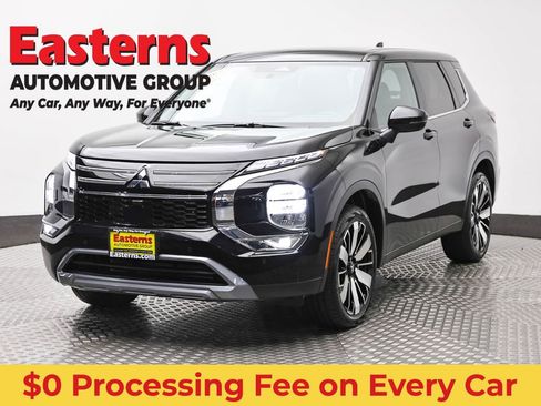 Used 2025 Mitsubishi Outlander SE AWD/4WD image 1