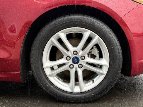 Used 2018 Ford Fusion SE image 11