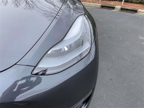 Used 2025 Tesla Model Y Long Range image 36