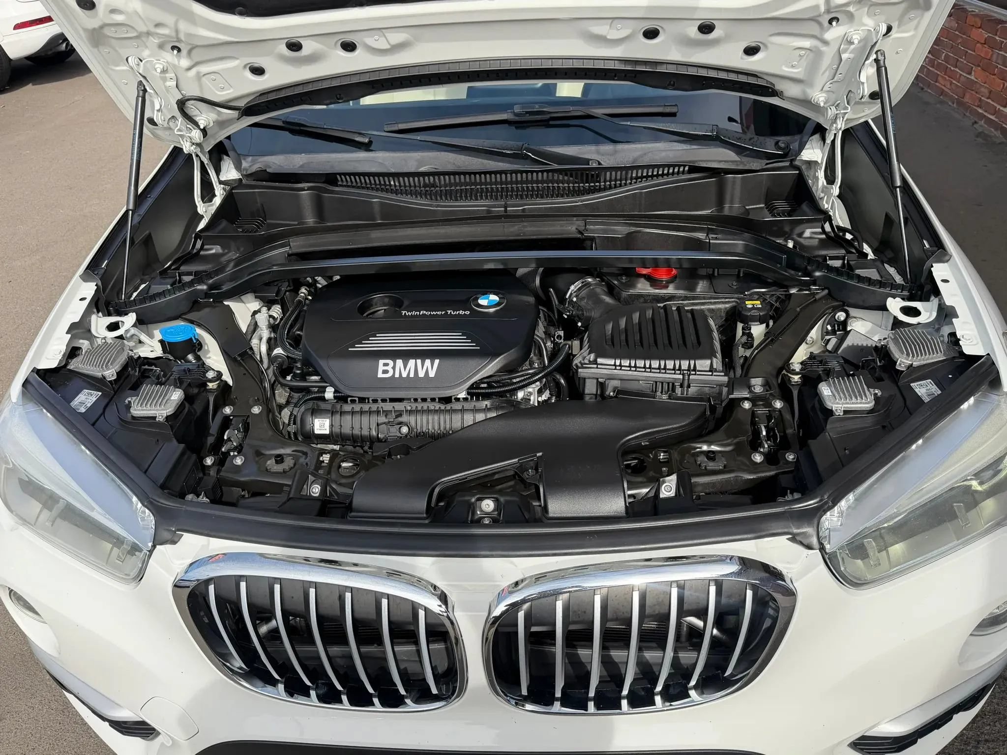 Used 2018 BMW X1 xDrive28i AWD/4WD image 10