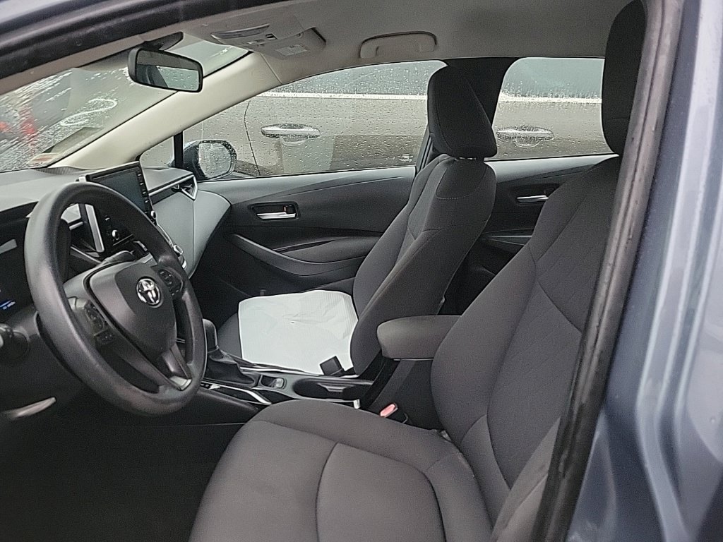 Used 2021 Toyota Corolla LE FWD image 6