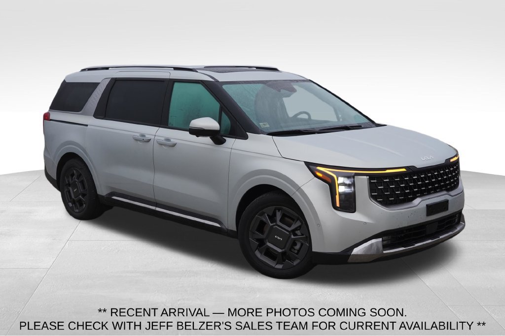 Certified 2025 Kia Carnival SX FWD image 1