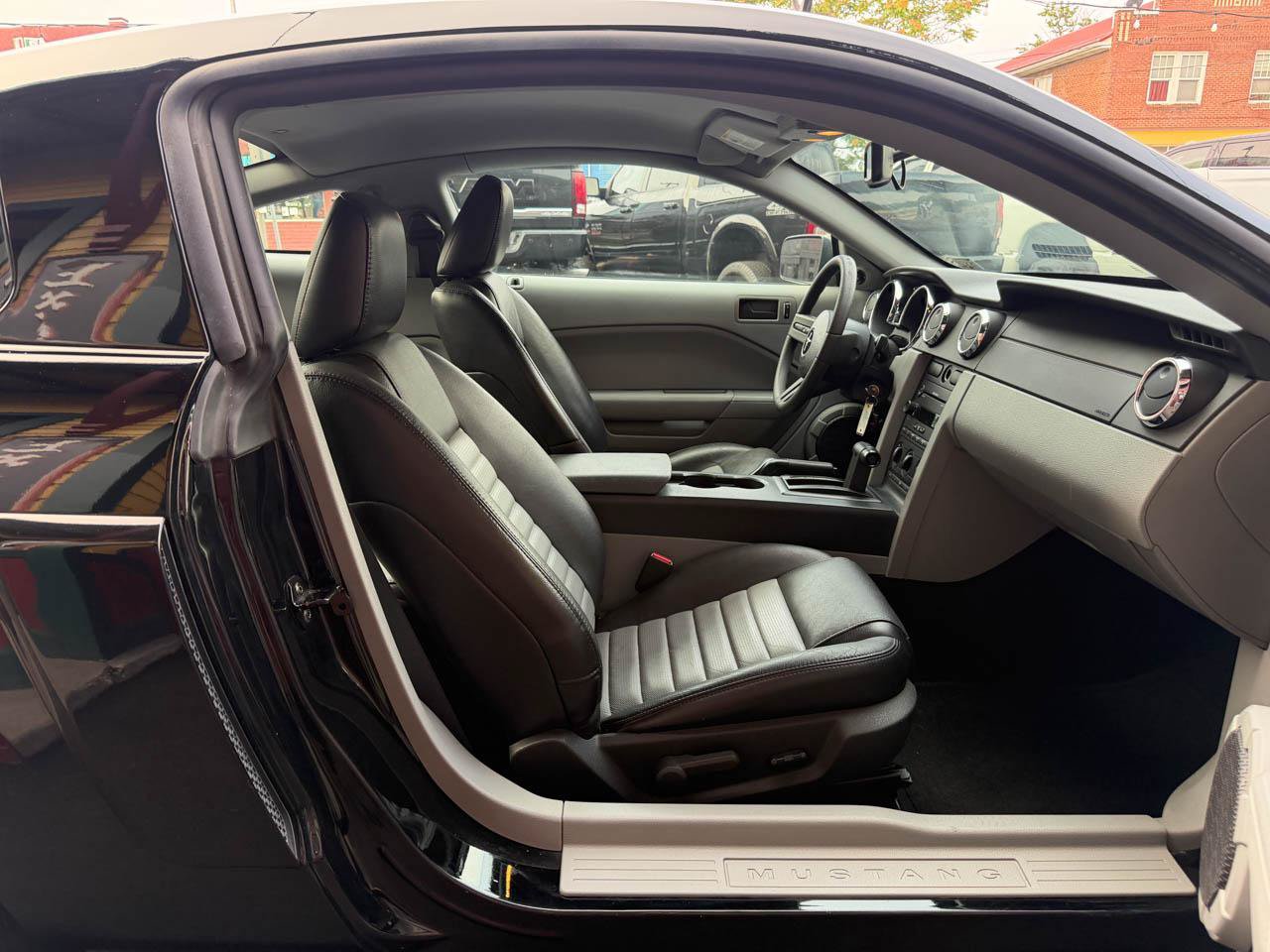 Used 2007 Ford Mustang GT RWD image 20