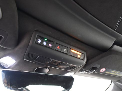 Used 2023 Chevrolet Corvette Stingray Premium Cpe w/ Z51 Performance Package image 28