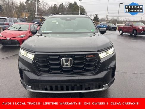 Used 2024 Honda Pilot TrailSport image 1