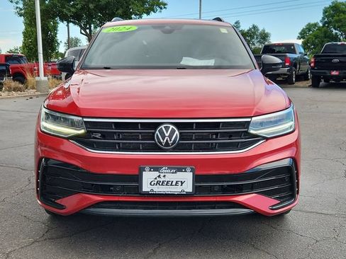 Used 2024 Volkswagen Tiguan SE R-Line w/ MDO Package, Two-Row AWD/4WD image 5