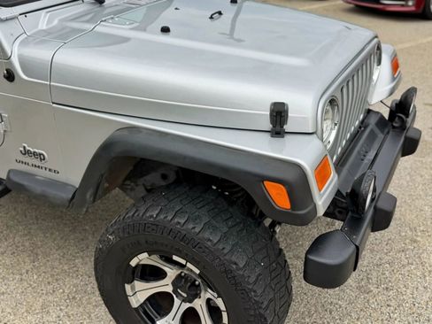 Used 2004 Jeep Wrangler 4WD image 41