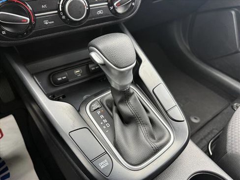 Used 2024 Kia Soul LX w/ Option Group 015 image 16