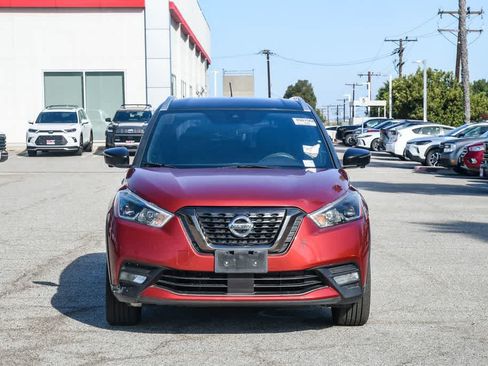 Used 2020 Nissan Kicks SR FWD image 3