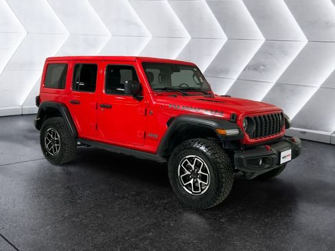 Used 2025 Jeep Wrangler Unlimited Rubicon image 1