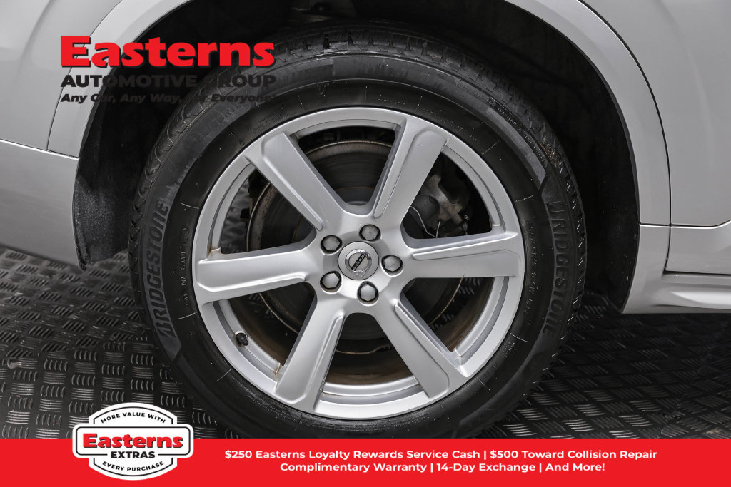 Used 2022 Volvo XC90 T5 Momentum AWD/4WD image 31