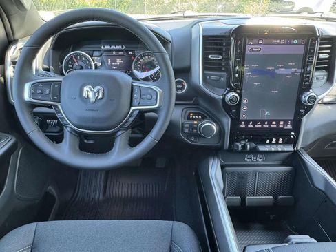 New 2026 RAM 1500 4x4 Crew Cab image 18
