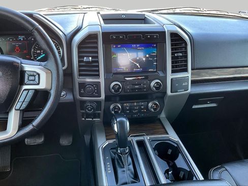 Used 2020 Ford F150 Lariat w/ Equipment Group 502A Luxury AWD/4WD image 7
