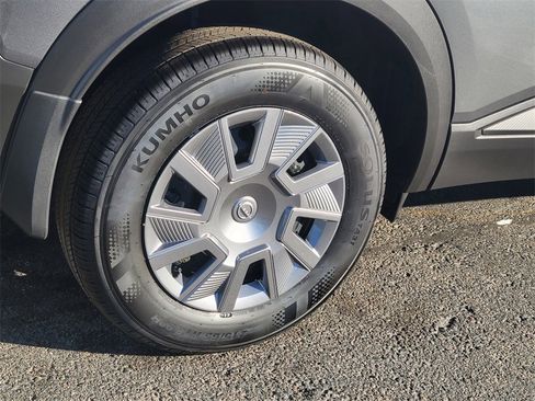 New 2026 Nissan Kicks S image 3