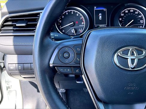 Used 2024 Toyota Camry SE FWD image 22