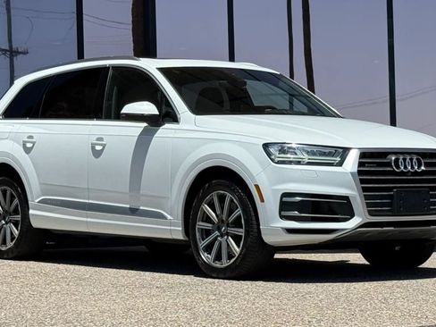 Used 2018 Audi Q7 3.0T Premium Plus w/ Premium Plus Package AWD/4WD image 17