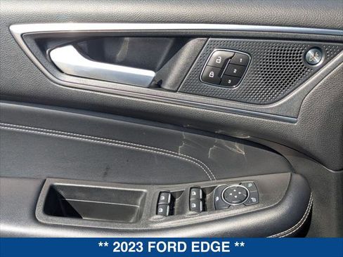 Used 2023 Ford Edge Titanium w/ Equipment Group 301A image 11