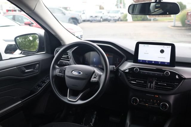 Used 2025 Ford Escape Active AWD/4WD image 22