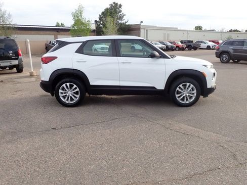 Used 2021 Chevrolet TrailBlazer LS AWD/4WD image 5