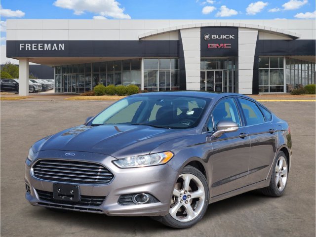 Used 2013 Ford Fusion SE FWD image 1