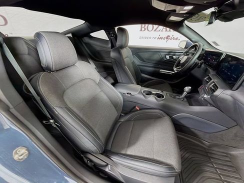 Used 2025 Ford Mustang GT RWD image 31