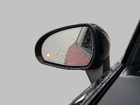 New 2026 Mercedes-Benz GLC 300 4MATIC image 19