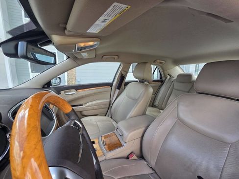 Used 2012 Chrysler 300 C image 43