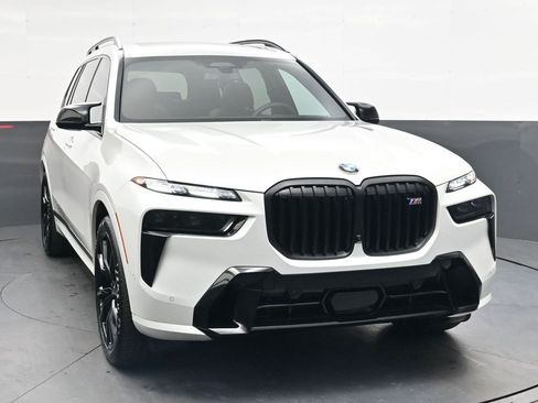 Used 2025 BMW X7 M60i AWD/4WD image 9