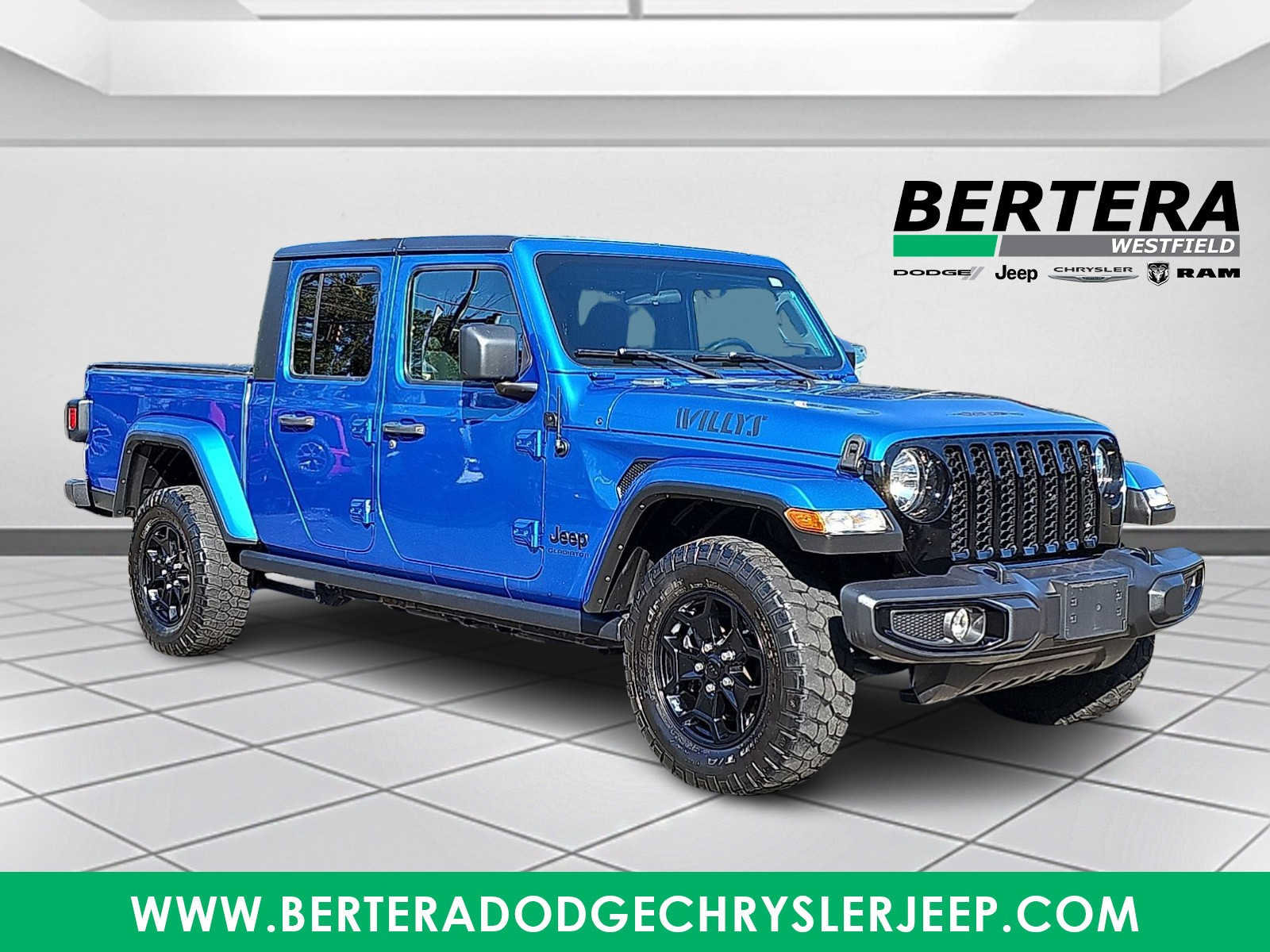 Used 2021 Jeep Gladiator Sport AWD/4WD image 1