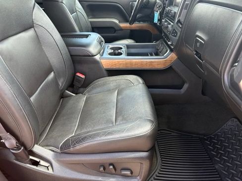 Used 2017 Chevrolet Silverado 1500 LTZ w/ Sport Package AWD/4WD image 18