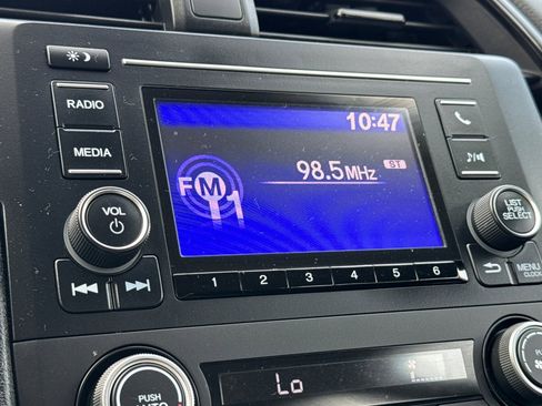 Used 2020 Honda Civic LX image 18