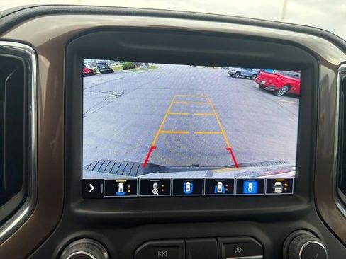 Used 2022 Chevrolet Silverado 2500 High Country image 15