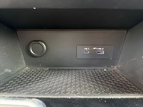 Certified 2024 Nissan Pathfinder SV FWD image 63