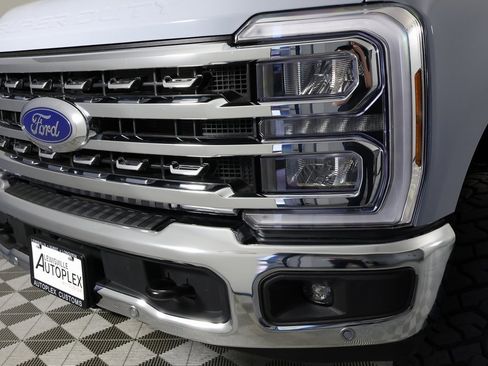 Used 2026 Ford F250 Lariat w/ Tremor Off-Road Package image 40