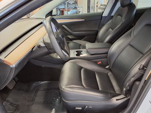 Used 2021 Tesla Model 3 Standard Range Plus image 20