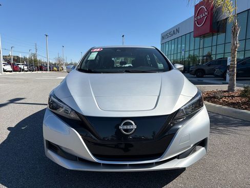 Used 2023 Nissan Leaf S image 3