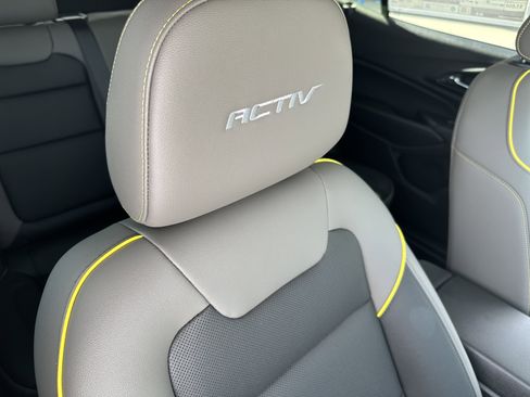 New 2026 Chevrolet Trax ACTIV w/ Sunroof Package image 34