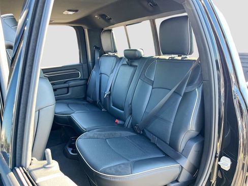 New 2026 RAM 2500 Laramie AWD/4WD image 26