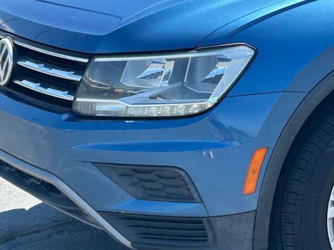 Used 2019 Volkswagen Tiguan SE w/ Panoramic Sunroof Package AWD/4WD image 12